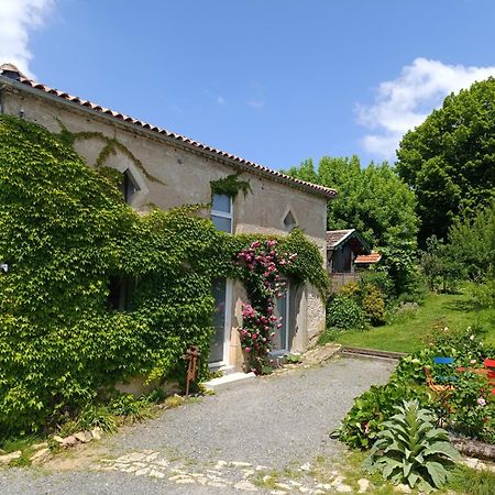 Maison Irondas Saint-Pierre-d'Aurillac المظهر الخارجي الصورة