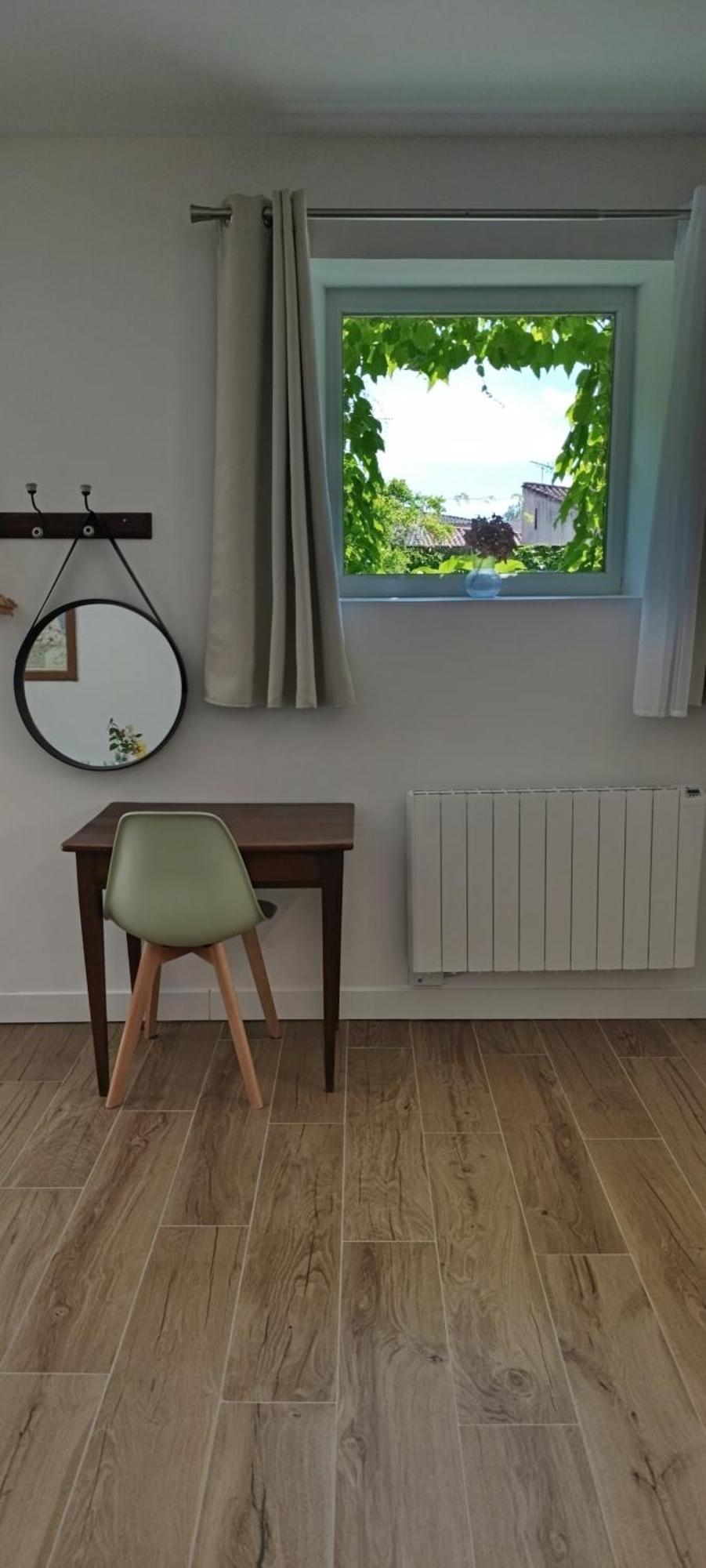 Maison Irondas Saint-Pierre-d'Aurillac المظهر الخارجي الصورة